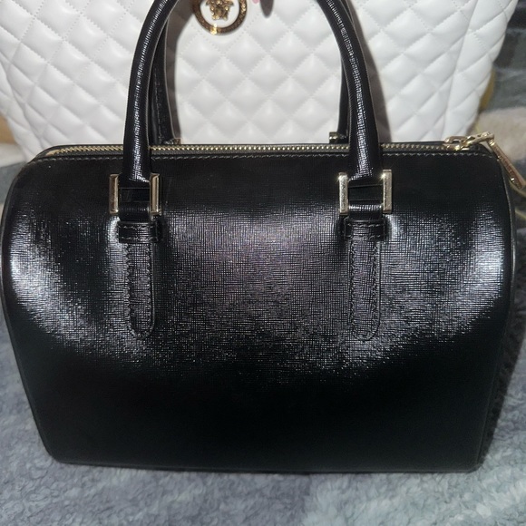 Versace satchel bag no crossbody strap - Picture 3 of 5